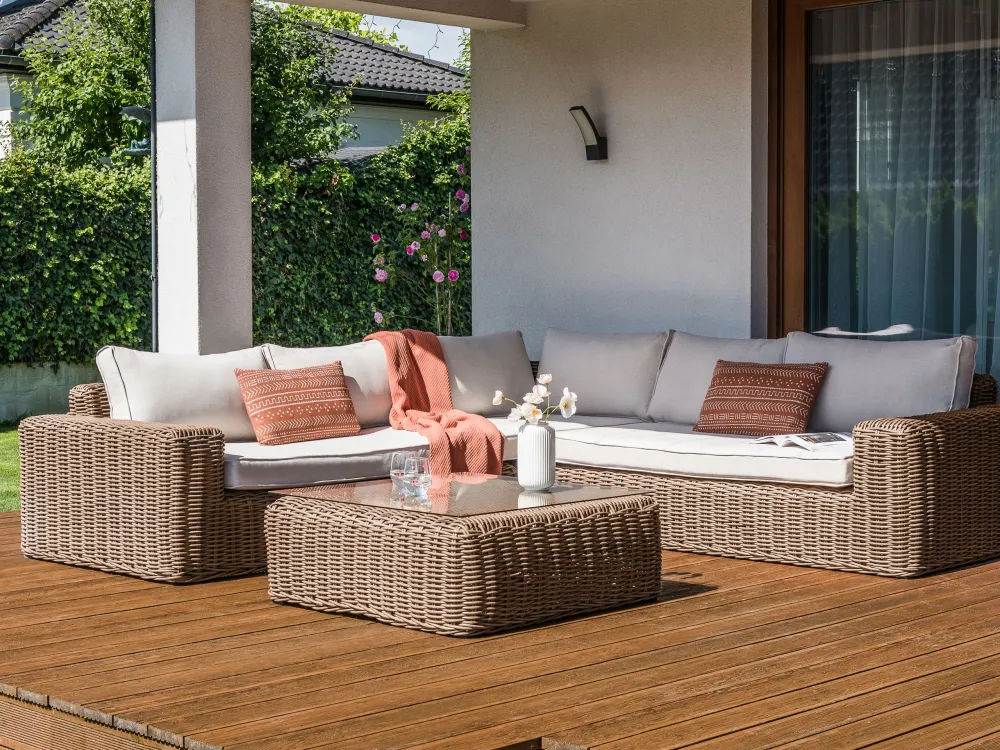 Conjunto de Exterior em Conjunto lounge PALERMO Ratan sintético Castanho