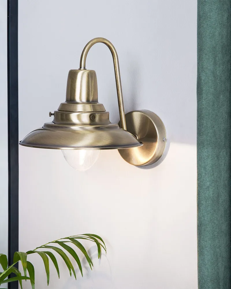 Metal Wall Lamp Latão LUZA com Detalhes em Metal