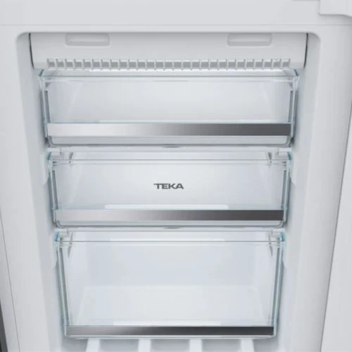 Frigorífico Combinado Encastrável Teka RBF 73351 FI WH | 176,9x54x54,5 cm | 246 L | E | Branco para Presente de Aniversário