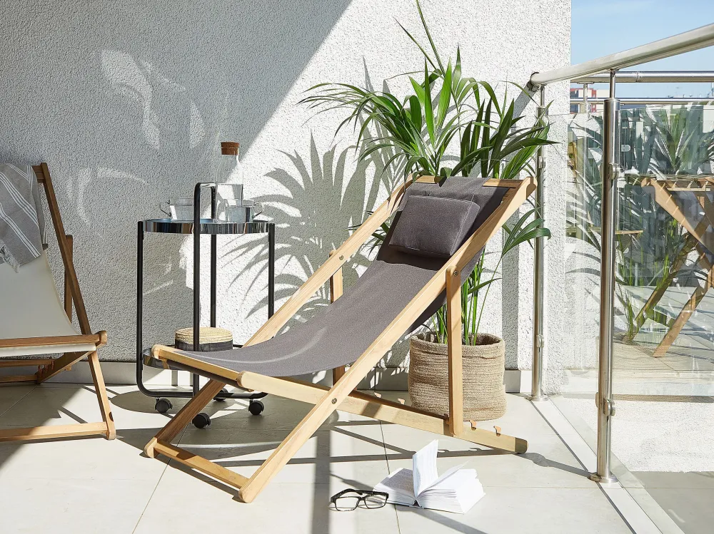 Set 2 Folding Deck Chairs and 2 Replacement Fabrics (Various Options) Light Wood AVELLINO