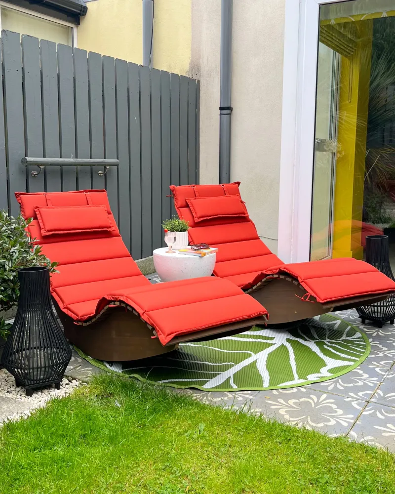 Mesa de apoio com efeito terrazo branco CAORIA