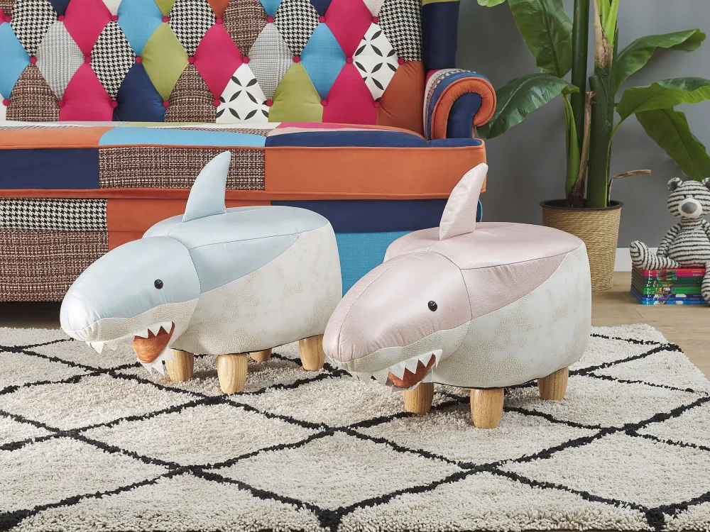 Resistente para Ambientes de Lazer Fabric Animal Stool Pink and Branco SHARK
