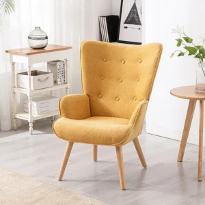 Poltrona em tecido amarelo mostarda acolchoado. Estilo escandinavo. VATELY | Montagem Fácil e Rápida