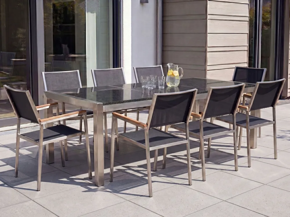 Mesa de Exterior em Conjunto de mesa com tampo triplo granito polido preto 220 x 100 cm e 8 cadeiras pretas GROSSETO
