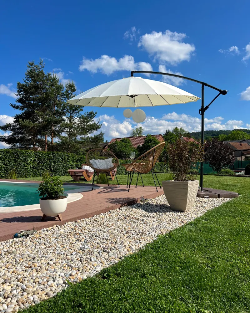 Sombreiro de Parede Guarda-Sol de jardim de alumínio ⌀ 268 cm cinzento nítido CALABRIA II
