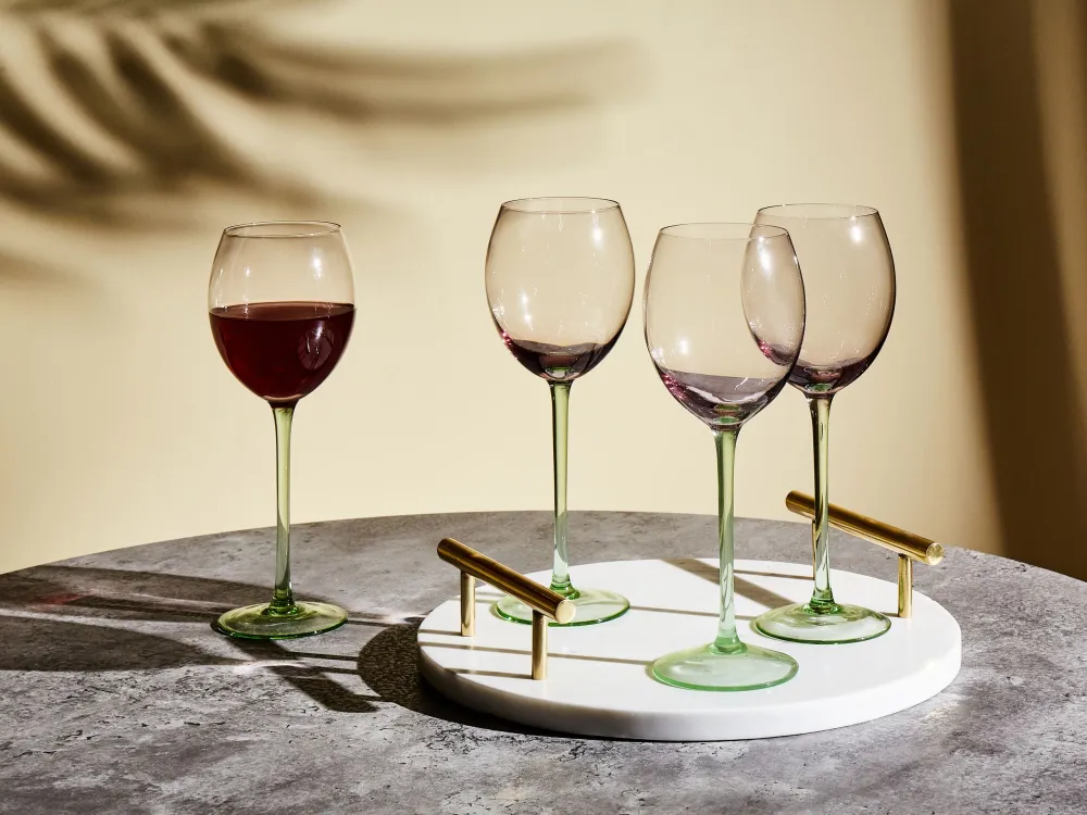 Copos de vinho DIOPSIDE Conjunto de 4 Rosa