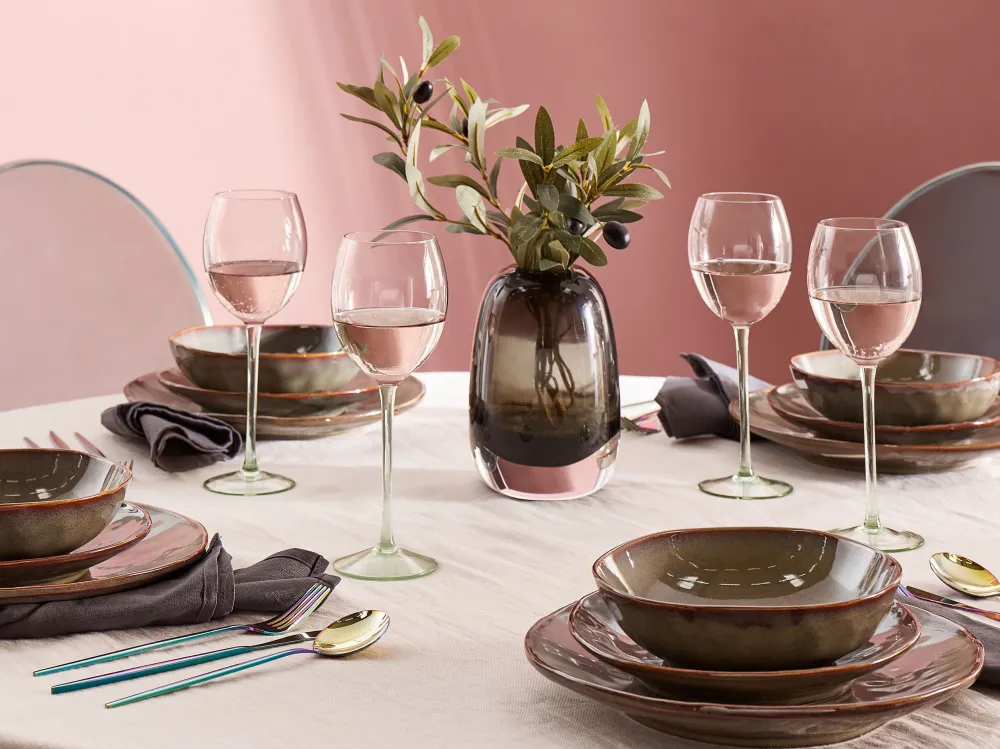Copos de vinho DIOPSIDE Conjunto de 4 Rosa